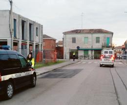 Via Fiume chiusa anche ai pedoni