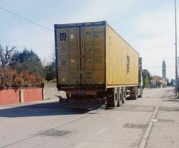 Oltre 270 firme contro il traffico