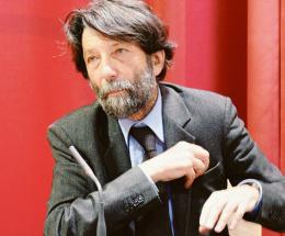 Cacciari: vaffa a questa autonomia