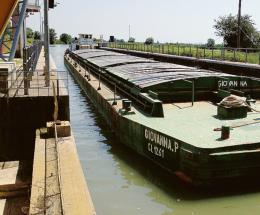Idrovia, ponti più alti per il decollo
