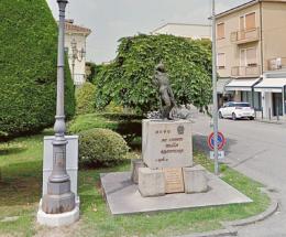 Danni al monumento, responsabile beccato