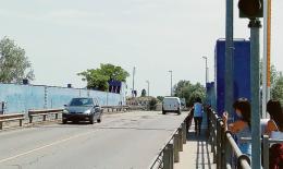 "Crepe e infiltrazioni sul ponte"