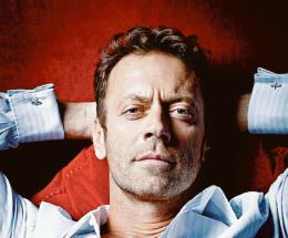 Apre una nuova sala giochi in città. E la inaugura Rocco Siffredi