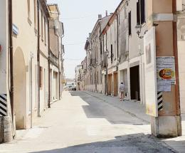 Via Cavour riaperta al traffico