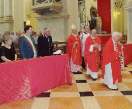“Papa Francesco sotto attacco”