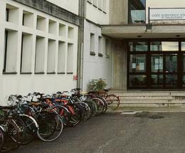 Razzie di bici nei licei gli studenti chiedono aiuto