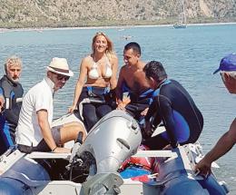 Il ministro dei disoccupati, si gode il mare