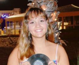 Luna canterà al Jovabeachparty