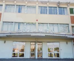 Scuole medie senza più sprechi