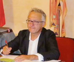 Si presentano in 20 per diventare segretario
