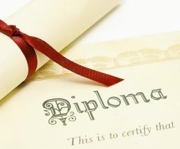 “Attendo da due anni il diploma”