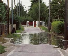 Via Volturno sempre allagata