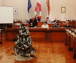 Le fiamme gialle nell’ex prefettura