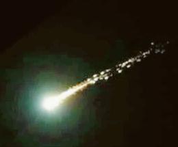 Meteorite sopra i nostri cieli. L'appello: "Non toccate i frammenti"