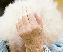 "Datemi i soldi": per anni picchia gli anziani genitori