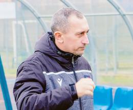 Adriese, Meneghello resta