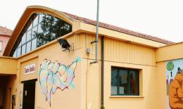 “Off line” per riscoprirsi a teatro