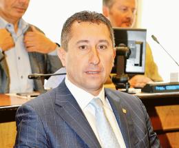 Scandalo bonus, i tre fuori dalle liste