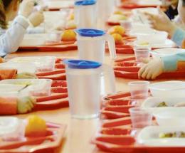 Mensa scolastica, cambiano le modalità