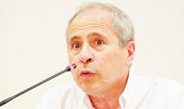 Il professor Crisanti accusato di diffamazione