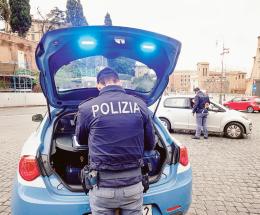 Pasqua con chi vuoi, ma in pochi