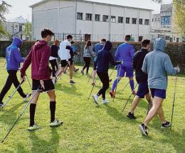 Studenti liceali a passo nordico