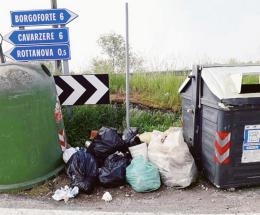 “Isola” sommersa dai rifiuti