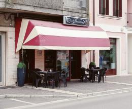 Serrande su, “Ma niente pienone”