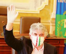 Provincia contro il tribunale diffuso