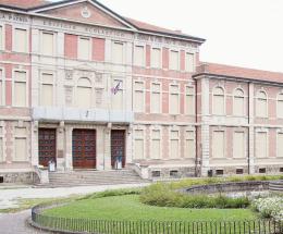 Vigili in via Marconi a primavera