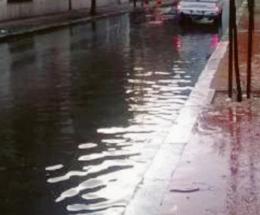 "Basta un po’ di pioggia e la città finisce sott’acqua"