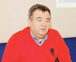 È caccia alle varianti Covid