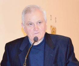 Prete e artigiano, due “colonne”