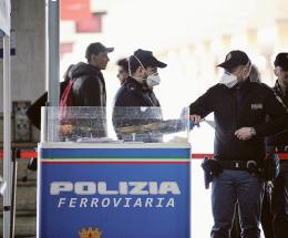 Controlli di Ferragosto: due persone arrestate e 8 indagate