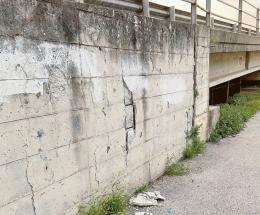 Il caso: il Ponte Chieppara perde i pezzi