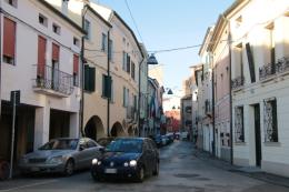 "La zona pedonale? Ucciderebbe il commercio"