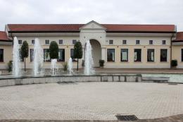 C'&egrave; futuro per l&rsquo;ex outlet