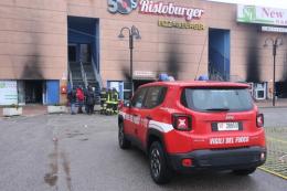 Incendio al cinema, partono le denunce