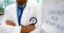 I medici incrociano le braccia, disagi anche negli ospedali polesani