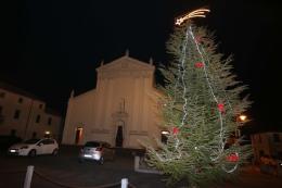 Alberi, presepi e luminarie: tutti pronti alla grande festa