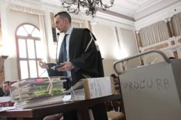 Pm a nudo: "Ho visto i miei morire dentro per il dolore"