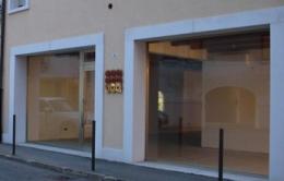 Un altro negozio chiude i battenti