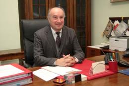 Compostella ai ferri corti con i sindaci