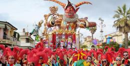 A Viareggio per il rogo del re...Carnevale