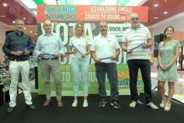Sta per tornare Vota il campione