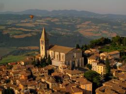 Una terrazza sull’Umbria: Todi