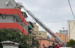 Fuga di gas, rischio esplosione: condominio evacuato