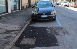 Le buche sfuggono ai rattoppi<br/>lavori di copertura vanificati