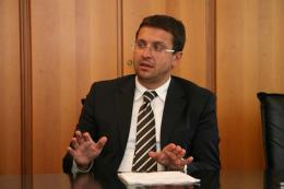 Centrodestra a pezzi<br/> tris di candidati