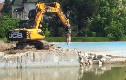 L'ex piscina Baldetti<br/>dice addio alla palude